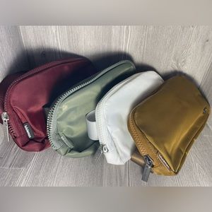 Lululemon Everywhere Beltbag